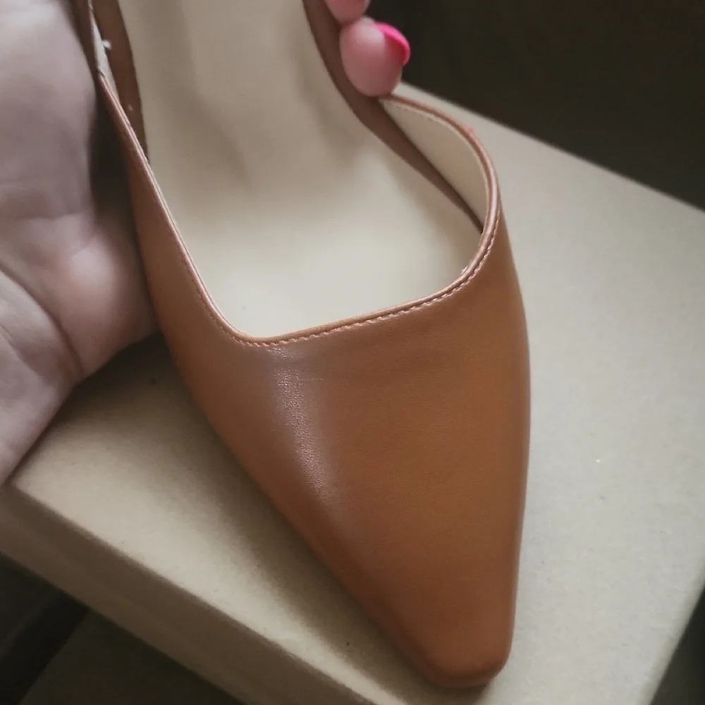 Chic Tan Slingback Heels - Picture 3 of 7
